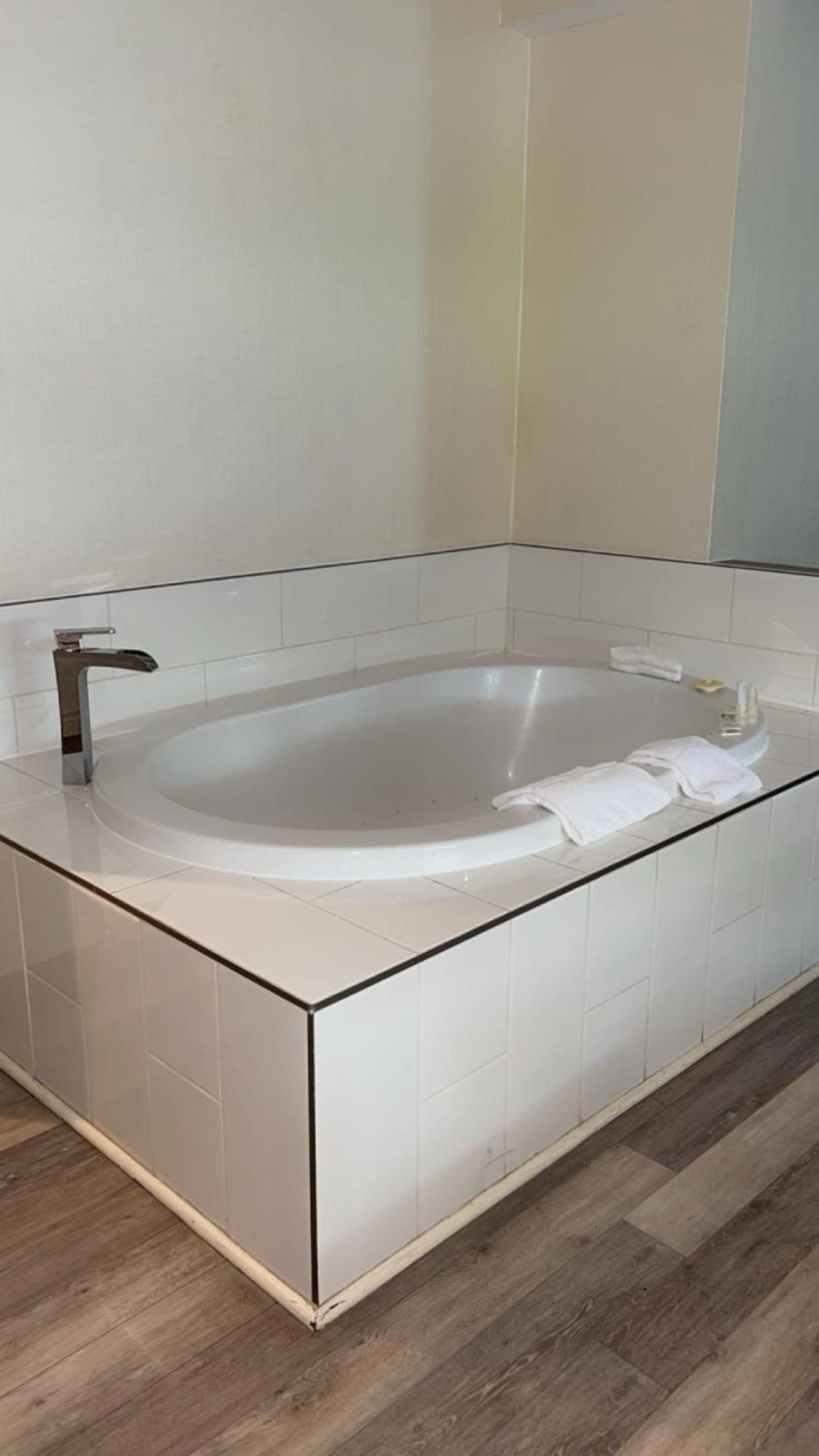 Hotel Newstar Montréal Extérieur photo
