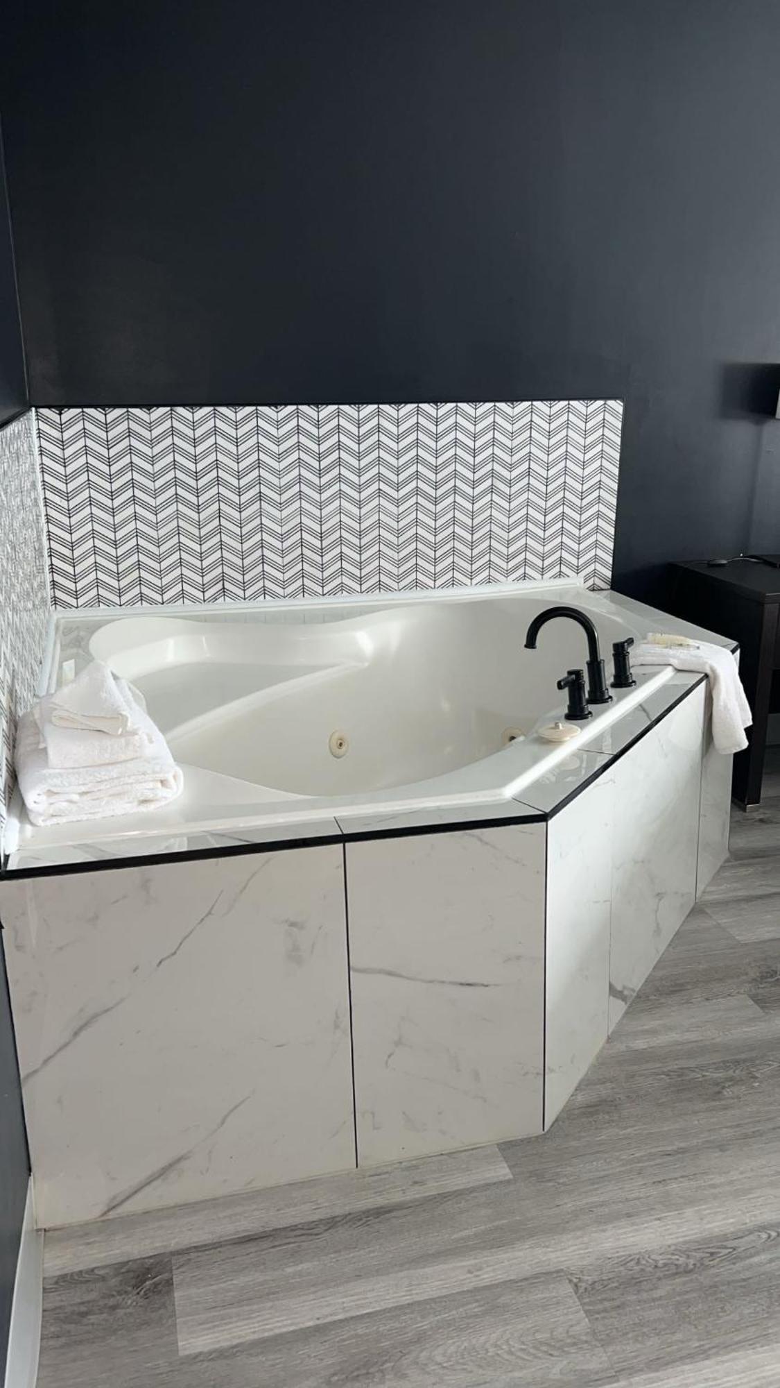 Hotel Newstar Montréal Extérieur photo