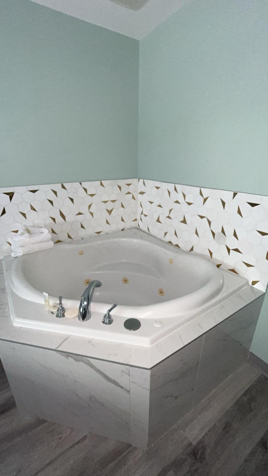 Hotel Newstar Montréal Extérieur photo